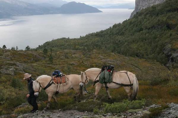 Voss Lodge Rongastovo Екстериор снимка